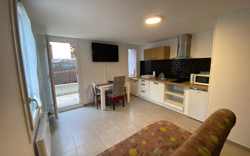 Appartement de type studio, meublé de 16.88m²