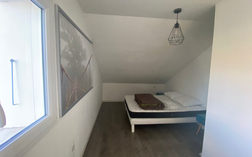 BEL APPARTEMENT T2 MEUBLE DE 64,43 M² AVEC TERRASSE ET GARAGE