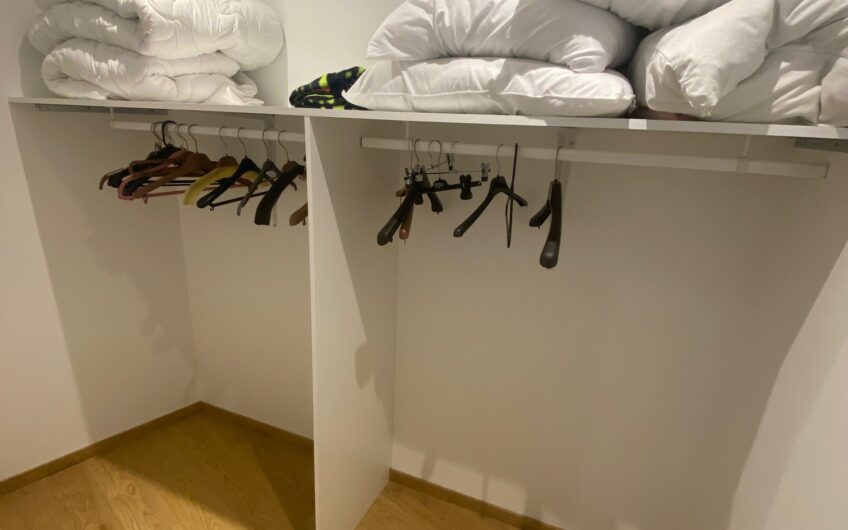 SUPERBE APPARTEMENT MEUBLE DE 131 M² AVEC VERANDA/TERRASSE DE 20 M²