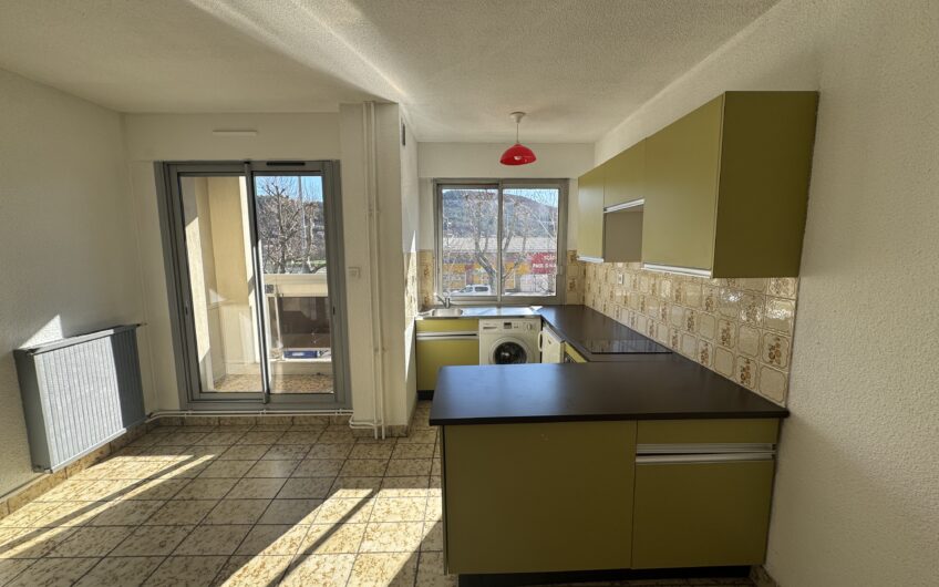 APPARTEMENT T1 DE 30.20 M² AVEC CAVE ET BALCON