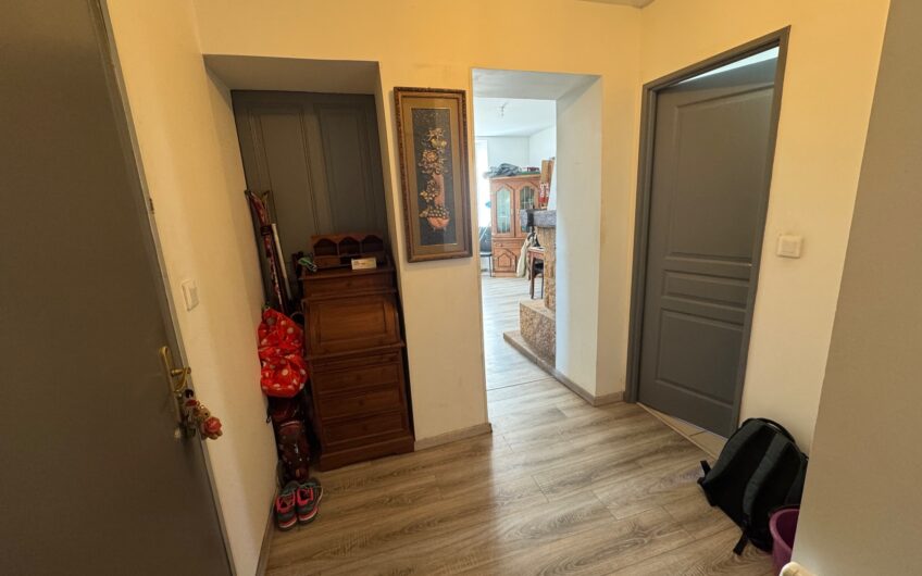 APPARTEMENT T2 BIS DE 75.07 M² AVEC TERRASSE DE 23 M²