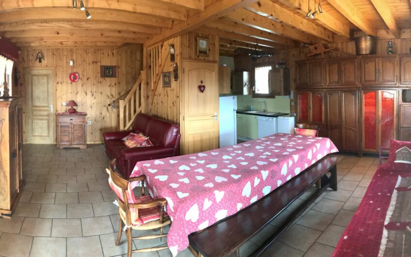 CHALET T4 MEUBLE DE 70.14 M² AVEC TERRASSE ET JARDIN