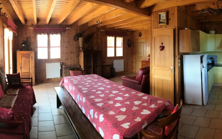 CHALET T4 MEUBLE DE 70.14 M² AVEC TERRASSE ET JARDIN