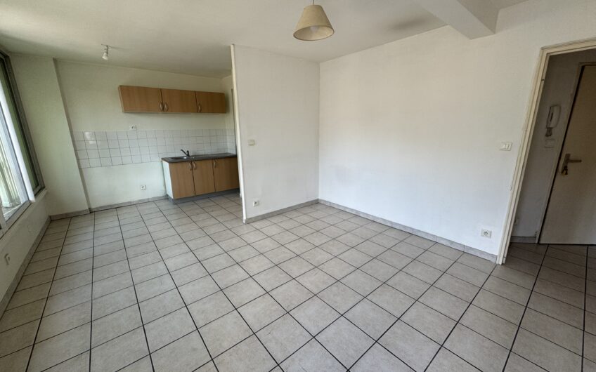 APPARTEMENT T2 39.20 M² CENTRE VILLE DE GAP + CAVE