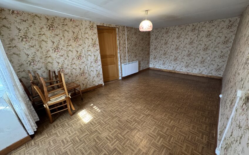 T3 DE 65.22 M² A RENOVER AVEC UNE VUE IMPRENABLE