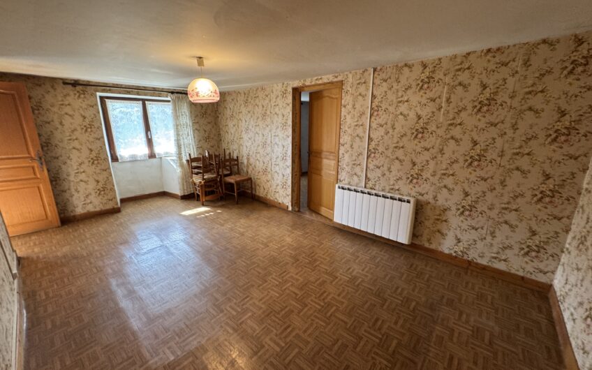 T3 DE 65.22 M² A RENOVER AVEC UNE VUE IMPRENABLE