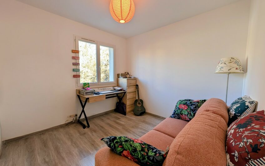 Maison T4 95 m2 sur la commune de NEFFES