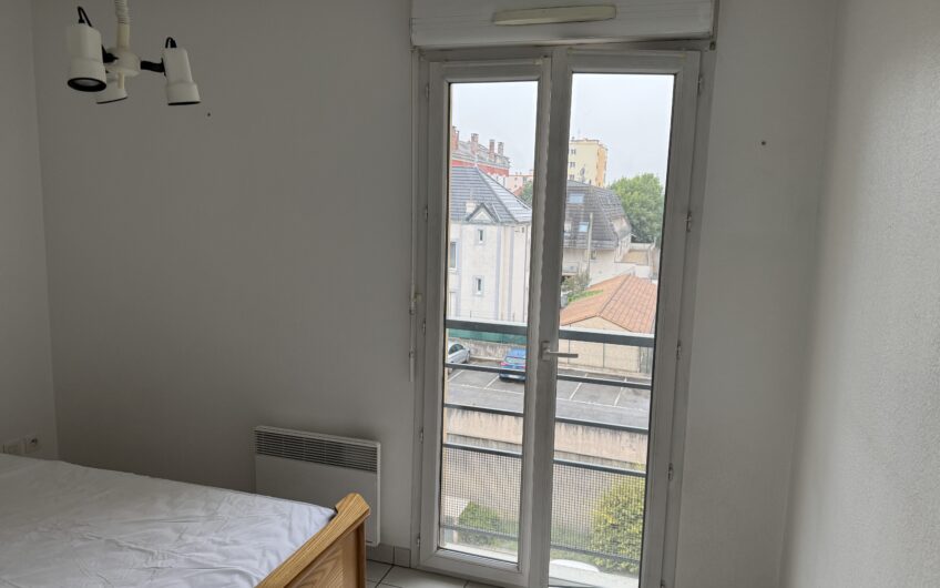 APPARTEMENT T2 DE 45.83 M² MEUBLE AVEC TERRASSE ET PARKING