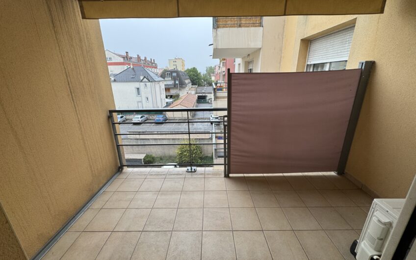 APPARTEMENT T2 DE 45.83 M² MEUBLE AVEC TERRASSE ET PARKING
