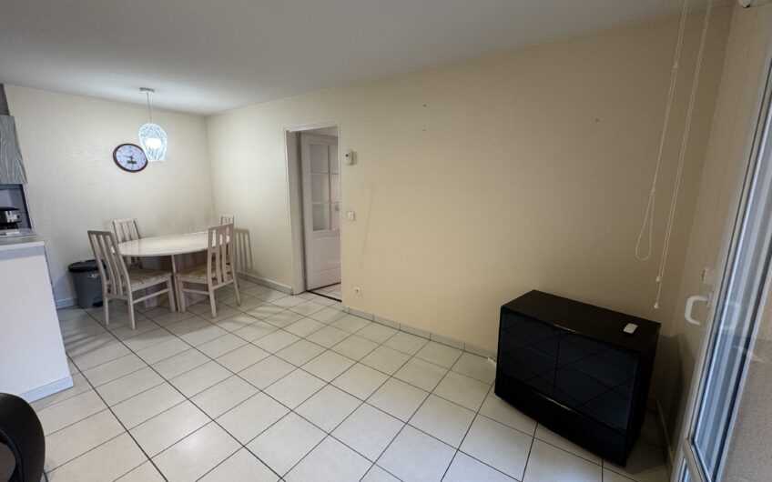APPARTEMENT T2 DE 45.83 M² MEUBLE AVEC TERRASSE ET PARKING