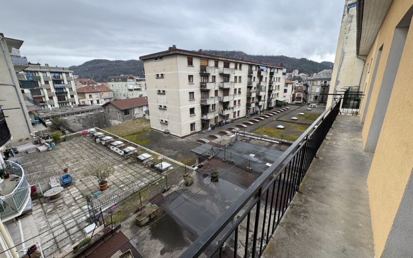 APPARTEMENT T4 DE 93,12 M² AVEC BALCON, GRENIER ET CAVE