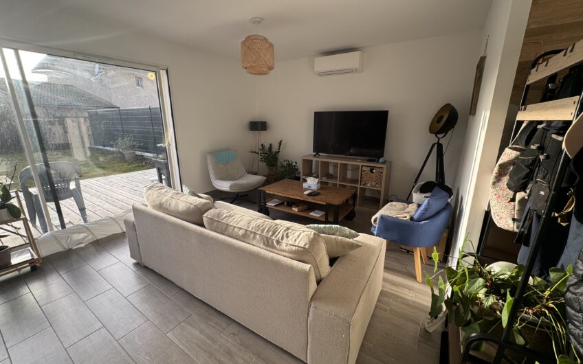 MAISON MITOYENNE DE 91.49 M² MEUBLEE AVEC JARDIN ET GARAGE