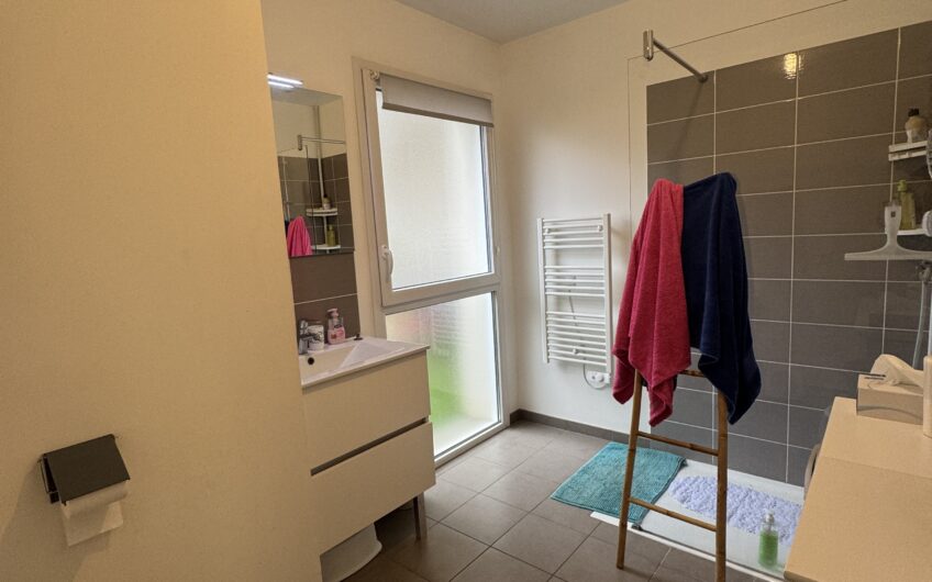 APPARTEMENT T3 DE 60 M² EN REZ-DE-JARDIN AVEC PARKING – RCE ESPRIT VERDE