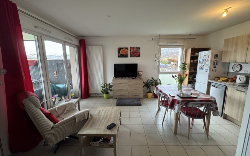 APPARTEMENT T3 DE 60 M² EN REZ-DE-JARDIN AVEC PARKING – RCE ESPRIT VERDE