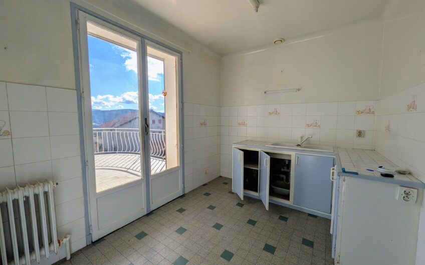 Maison composée de 2 appartements avec vue panoramique.