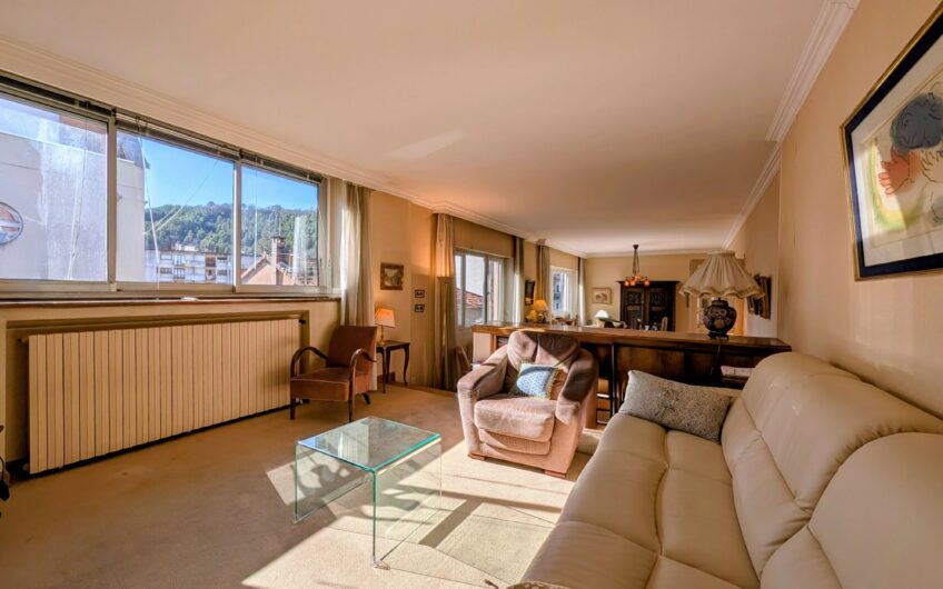 Appartement T4 de 120.74 m² avec balcon et cave