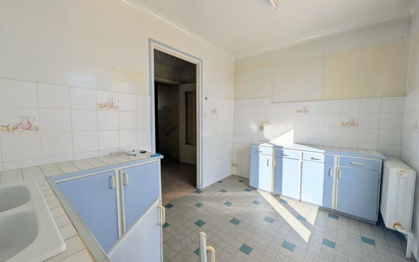 Maison composée de 2 appartements avec vue panoramique.