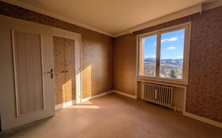 Maison composée de 2 appartements avec vue panoramique.