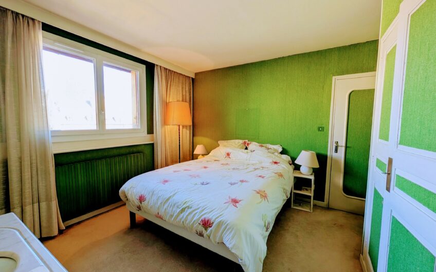 Appartement T4 de 120.74 m² avec balcon et cave