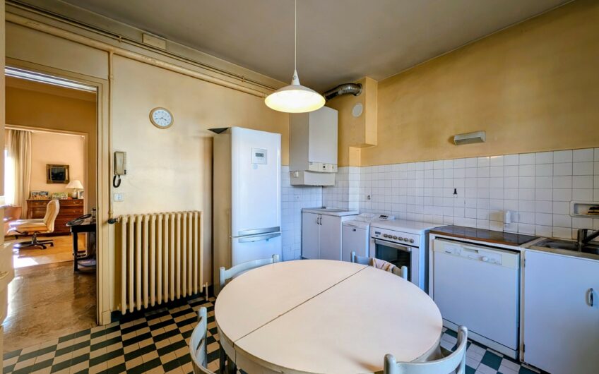 Appartement T4 de 120.74 m² avec balcon et cave