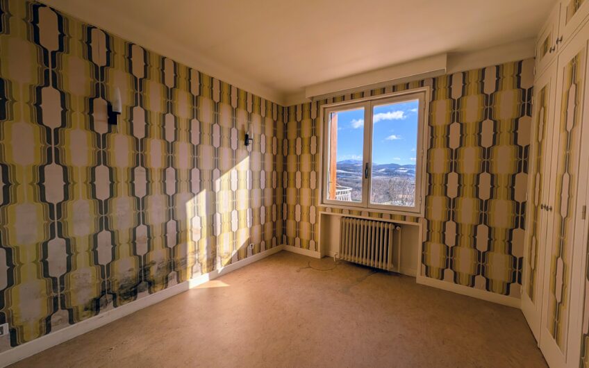 Maison composée de 2 appartements avec vue panoramique.