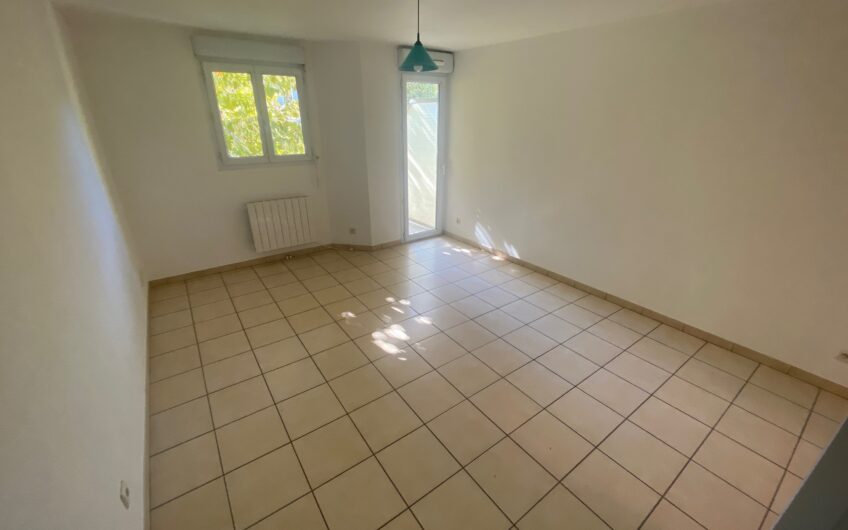 UN APPARTEMENT T1 DE 24.27 M² EN CENTRE-VILLE AVEC BALCON ET CAVE