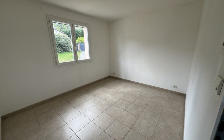 APPARTEMENT/MAISON T4 DE 104.74 M² AVEC GARAGE ET JARDIN