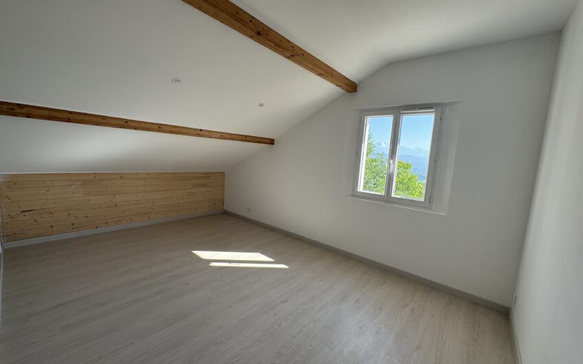 BEL APPARTEMENT T4 NEUF DE 72.93 m² AVEC TERRASSE ET STATIONNNEMENTS