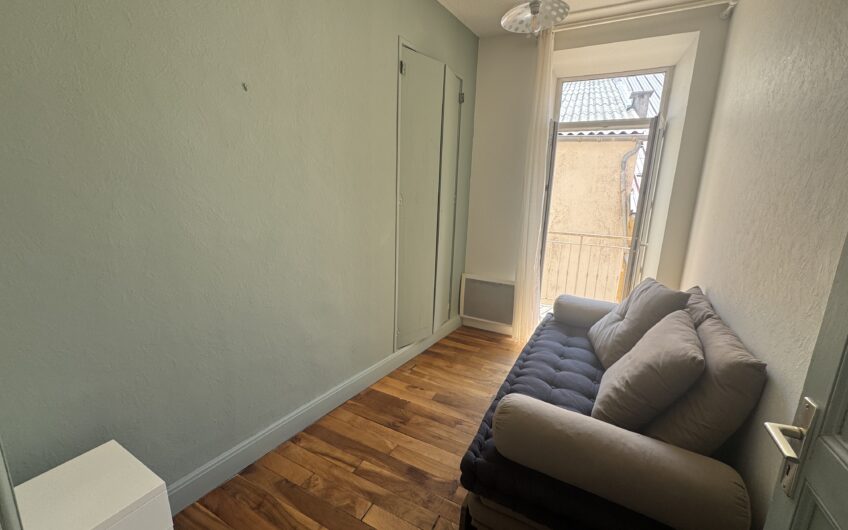 APPARTEMENT T3 DE 59.11 M² MEUBLÉ AVEC BALCON + CAVE + GARAGE